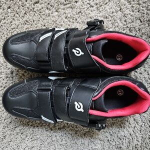 Peloton Cycling Shoes Size 41 NWOT